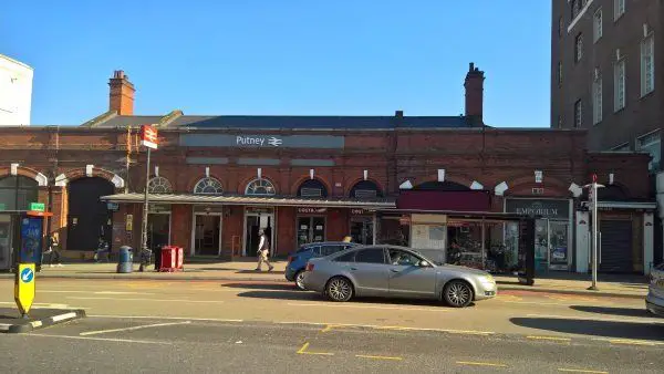 Putney station